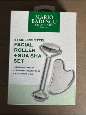 Mario Badescu Stainless Steel Facial Roller & Gua Sha Set - Silver